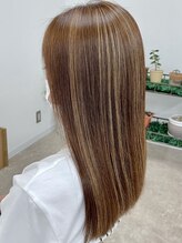 プルーナ(Pluna.) ハイライトカラーで脱白髪染め