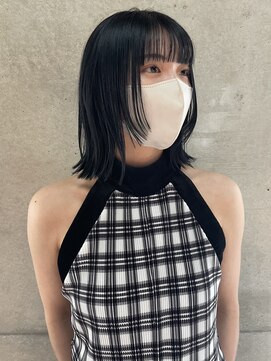 リコ(liko) ブルーブラック×顔まわりレイヤー