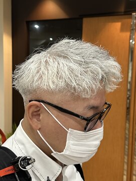 スウェル 千葉店(Swell) フェード短髪ツイストスパイラルパーマ