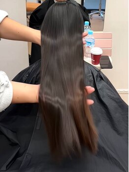 ヌエン(NU/EN)の写真/髪のくせやうねりにお悩みの方必見!!丁寧なカウンセリングと的確なアドバイスで扱いやすいヘアスタイルへ♪