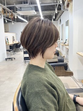 トト 船橋店(toto.) ☆細めハイライトボブフェザーショートマロンベージュ[船橋]