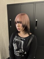 リトバイイースブルー(Lito by Y's BLUE)&nbsp;ウルフカット×ハイトーン×裾カラー