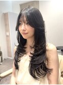 9. 黒髪ロング/バタフライレイヤー/前髪あり/グレージュ