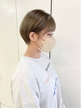 ジーニー 横浜(giinii) 大人かわいい20代30代_ハイトーンショート【横浜】渋谷