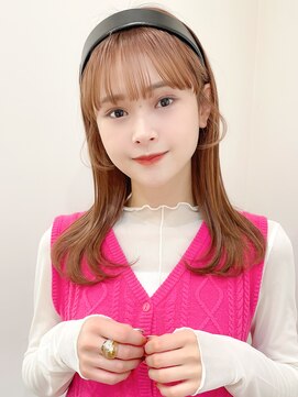 レア 表参道(L'ea) 大人ガーリー ダークアッシュ似合わせカットミディアムレイヤー