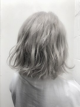 ココ 本八幡(KOKO) #黒髪#小顔#クラゲヘアー#オリーブグレー#ココアベージュ#美髪