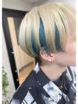 リグ 横浜(Lig.)&nbsp;ツートンカラー抜きっぱなしブリーチインナーカラーグリーン