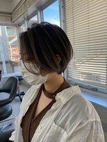 イキ 表参道(iki omotesando)&nbsp;モード/無造作ウェーブ/大人ガーリー[表参道駅]