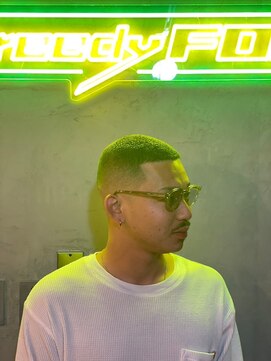 グリーディーフォックス 代々木(Greedy FOX) アップバング/ツーブロックマッシュ/束感/波巻き[シェービング]