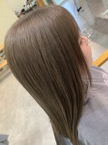 リリィ(LILY)&nbsp;グレージュカラー