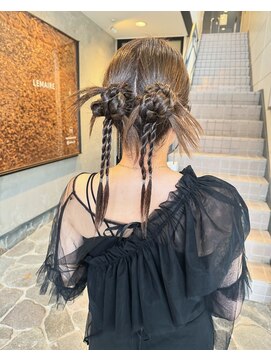 ヨロ(YORO) 【新潟/古町】ヘアセット　ヘアアレンジ　ツインアレンジ