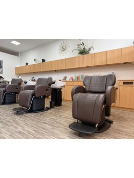 【津山/院庄】女性スタッフが多くアットホームなサロン＊お客様も大人女性が多く、通い続けやすい＊