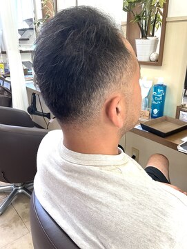 コアフィールフィス(COIFFURE fils) 【見附　今町】メンズフェードカット　似合わせカット