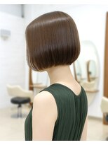 アッシュ 二子玉川店(Ash)&nbsp;20代の方へ乾かすだけでコンパクトにおさまる丸みショートボブ