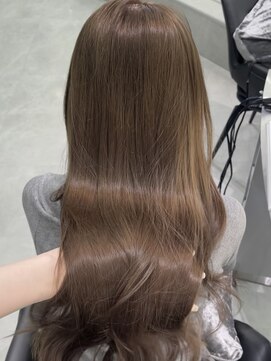 ジーナ 名駅(XENA.) 《Kaho》イルミナ/ヘーゼルベージュ/ダブルカラー/ベージュ