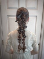 アロマ ヘアー ルーム 新宿3号店(AROMA hair room)&nbsp;パーティー/お呼ばれ/結婚式/二次会/ツインテール/シニヨン/艶髪