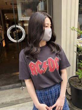 エヴリンアンドペイジ(Evelyn&paige) オリーブブラウン/ミディアムロング【神戸/元町】