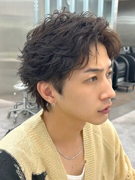 バイフィフス 原宿/表参道(by fifth) 原宿メンズパーマフェザーパーマシャドウパーマセンターパート