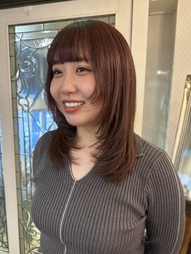 シェール(CHERE) レイヤーカット レッドブラウンカラー