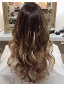 アルコ(Xa arco) プルエクステでグラデーション2