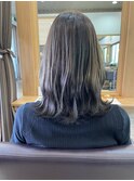 アッシュベージュ