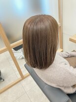 リュクスバトーバイトリコ 船橋南口店(Luxe BATEAU by tricot) フェミニングレージュミディ/20代30代40代