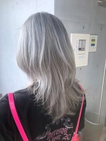 ゲーム 吉祥寺店(GAME)&nbsp;ダブルカラーホワイトベージュカラーケアブリーチハイトーン韓国