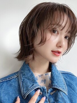 フリティ 大阪西梅田店(friity) オリーブベージュショートミニボブグレージュブリーチレイヤー