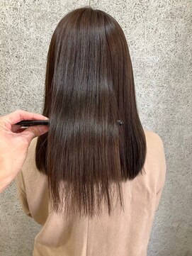 アッタニコ(atta2co) 髪質改善　縮毛矯正　ストレート　艶感　セミロング　ブラウン