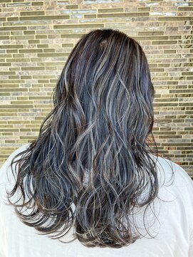 ヘアーアトリエ ラフェル(hair atelier Rafel) コントラストハイライト