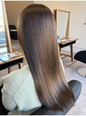 *まとまりのある艶髪ロング*