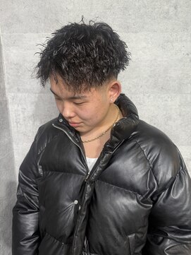 メンズ リコ(MEN'S RICO) 【岩渕 多壱】ツイストパーマ×テーパーフェード