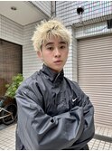 ブロンドスパイキーショート/抜きっぱなしブリーチ/メンズカット