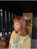 オレンジベージュ　パッツン前髪