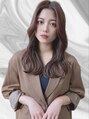 サロンドルテラ (Salon de Lutella) 韓国風ヘアスタイルでラフに決まるカジュアルレイヤーカット