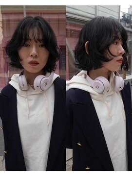 アクアオモテサンドウ(ACQUA omotesando) △ボブパーマミディアムパーマゆるふわミディアムネイビー