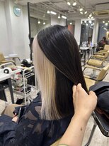 プライズ 所沢プロぺ通り店(prize)&nbsp;ホワイトカラーインナーカラーレイヤーカット所沢練馬