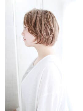 シュシュット(chouchoute) 大人ガーリーミディアムレイヤー似合わせカットダークアッシュ52