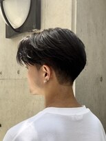 ニコトウキョウ 新宿(nico TOKYO)&nbsp;テーパーフェードニュアンスパーマ刈り上げセンターパートメンズ