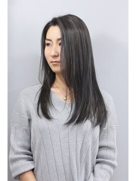 マーシー(MAAAAAC) *MERCY* ロングローアッシュ