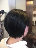 縮毛矯正でも柔らか耳かけショート
