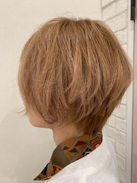 ハナ ビューティーヘアー(hana.) 襟足すっきりショートボブ