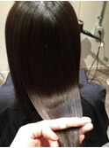 憧れのサラサラストレートヘア
