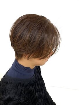 クオリス 上福岡店(QUALIS) 艶カラー/丸みの小顔ショート/ショートボブ/ココアブラウン/40代