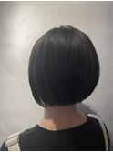 前下がりボブ