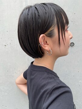 アトリエ フェム(atelier.fem) ショートマッシュボブ×インナーカラー