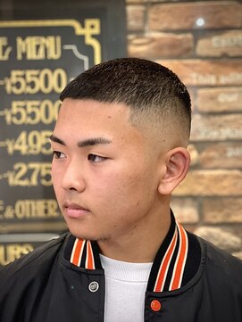 ヒロギンザバーバーショップ 丸の内店(HIRO GINZA BARBER SHOP) クロップスタイル【東京/フェード/バーバー】