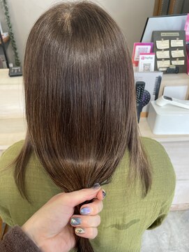 スアバイキキ(SuA by kiki.) レイヤーボブ/外ハネボブ/大人ショート/ニュアンスカラー[千葉]