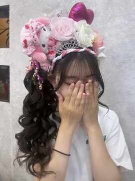 ラビス(Lovis) ハッシュカット/フルバング/似合わせカット/レッドブラウン