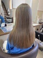 コアフィールフィス(COIFFURE fils)&nbsp;《見附　今町》M3D ブリーチあり　ハイトーン